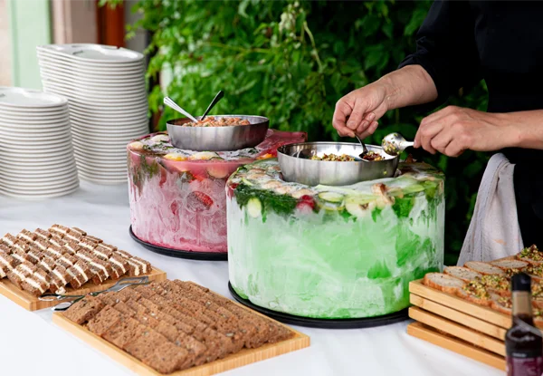 Animations culinaires : Les tartares en vasques de glace Animations culinaires : Les tartares en vasques de glace