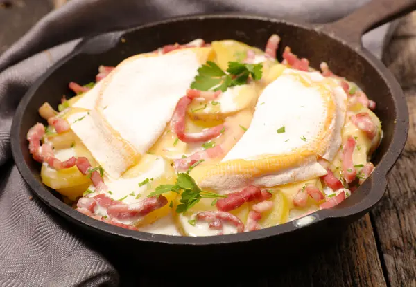 Animations culinaires : La taritiflette Animations culinaires : La taritiflette